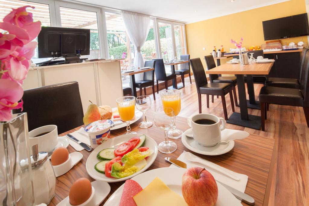 Hotel Marco Polo Hamburg-Harburg Buitenkant foto