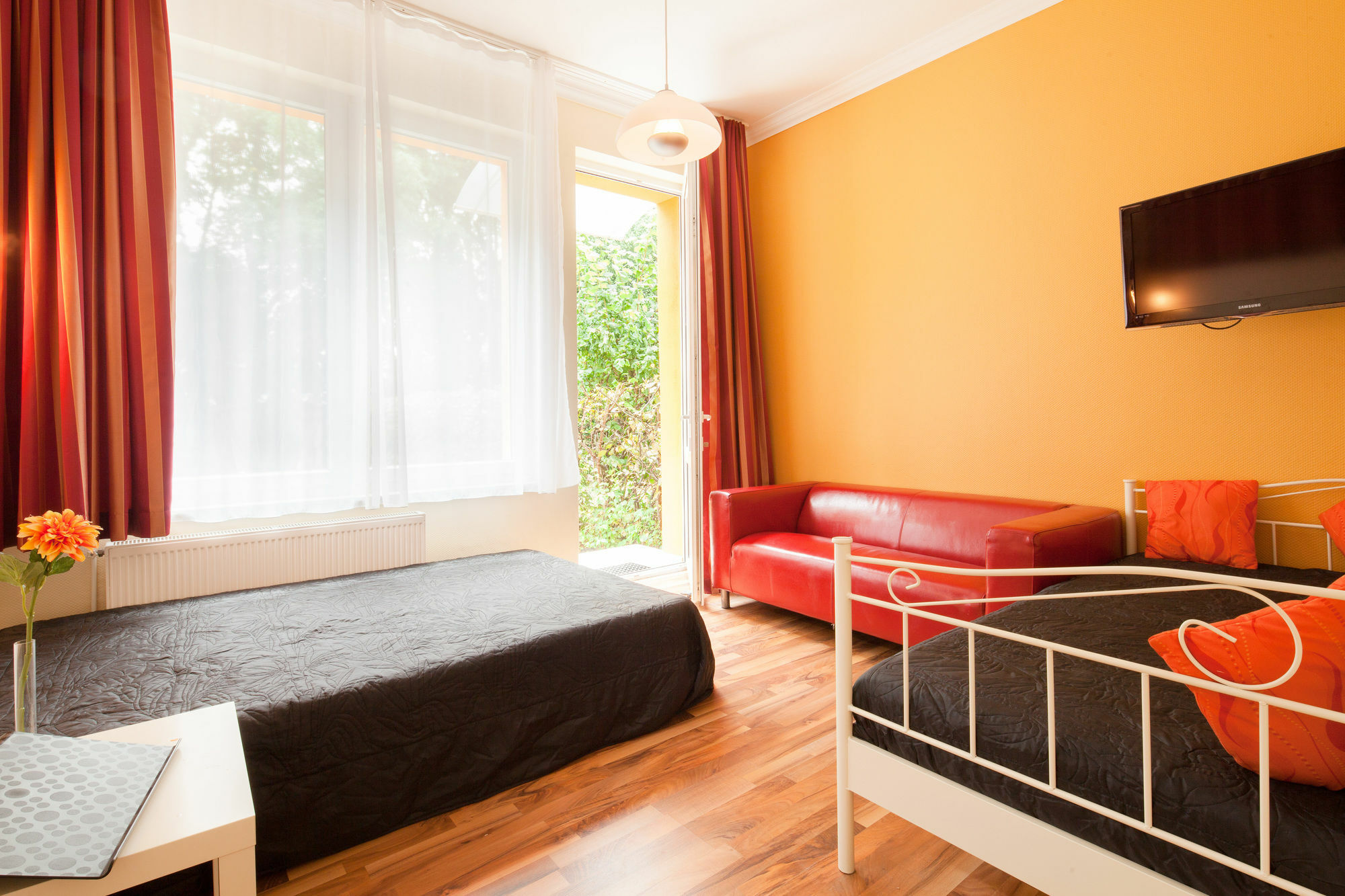 Hotel Marco Polo Hamburg-Harburg Buitenkant foto